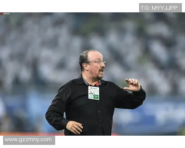 主帅临场换人神来之笔,网友喊其“战术大师” 主帅临场换人神来之笔,网友喊其“战术大师”