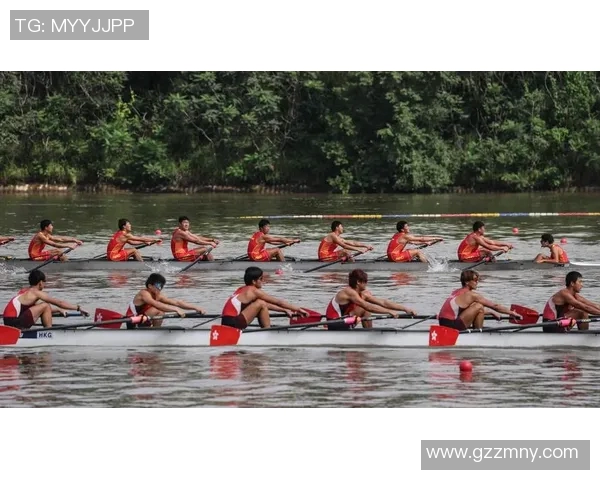 中国赛艇男队八人艇冲金成功,历史首次